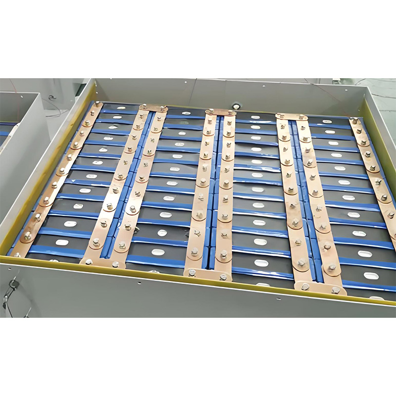 Yhdistetty latausjärjestelmä